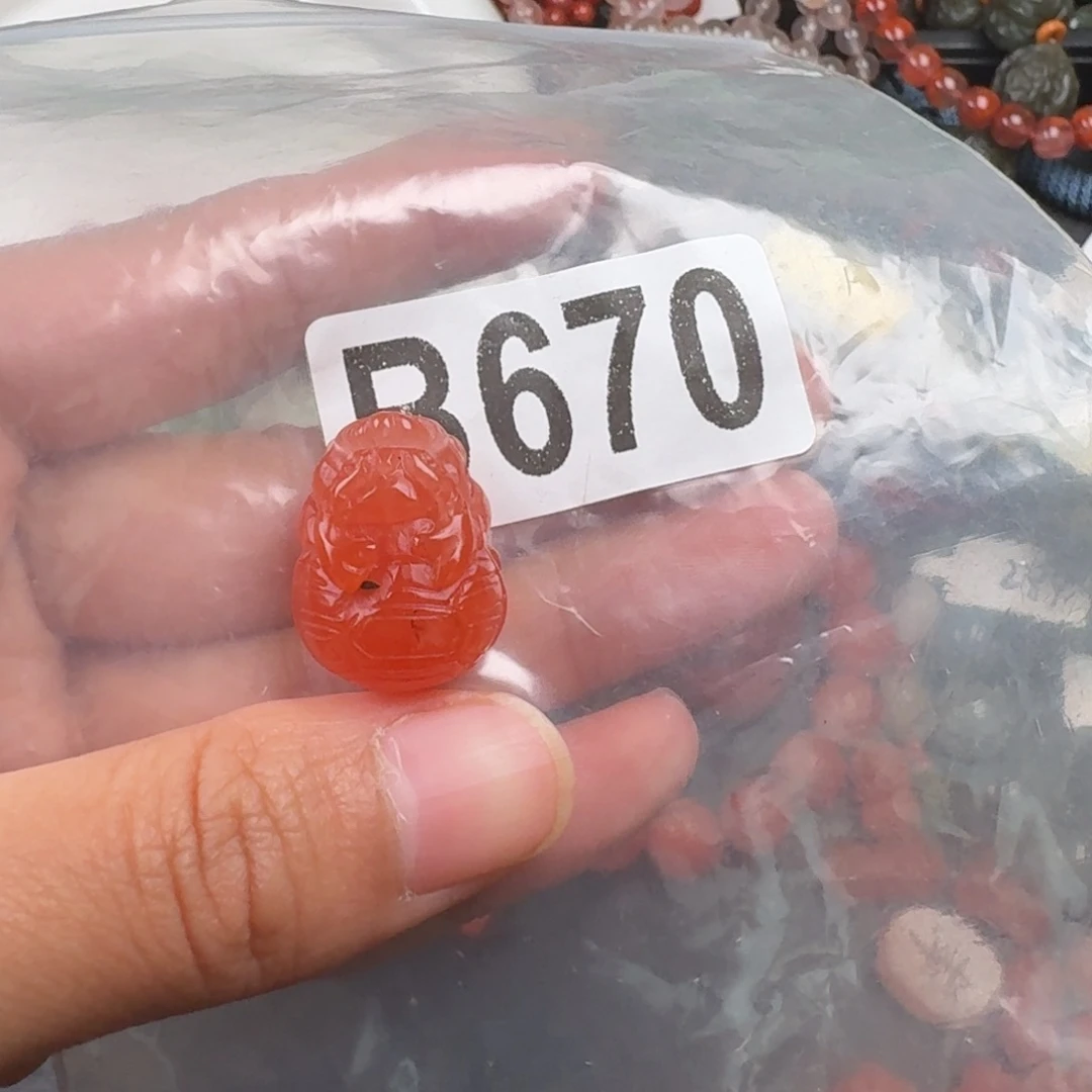 南红玛瑙未镶嵌珠宝奇石