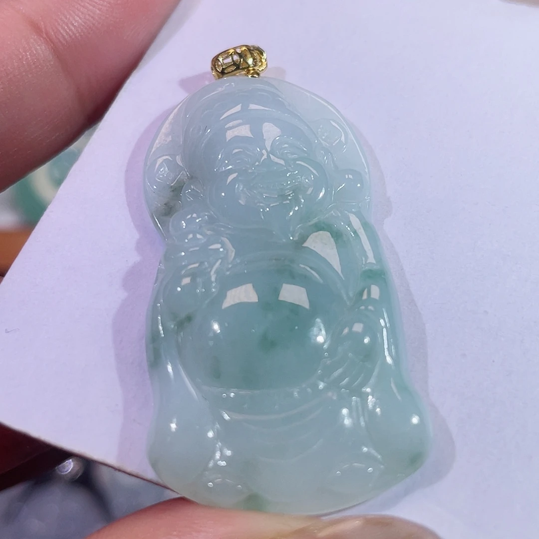 翡翠未镶嵌颈饰财神