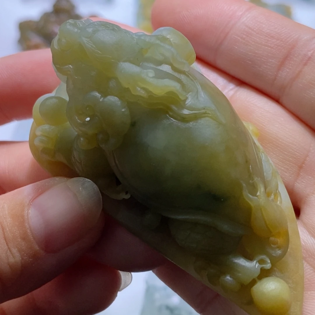 未镶嵌定制翡翠毛货
