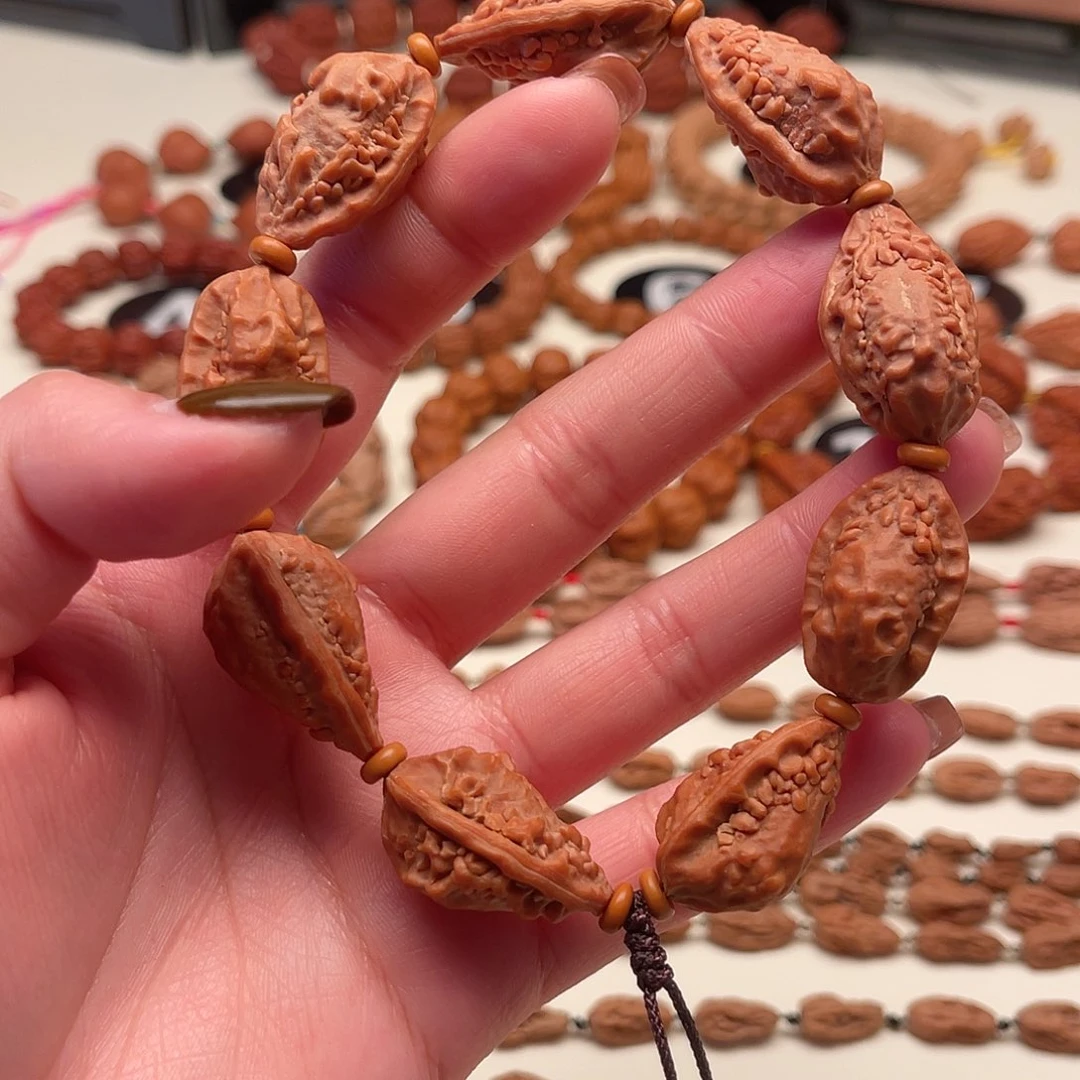 星***海文玩核桃吊坠麒麟角