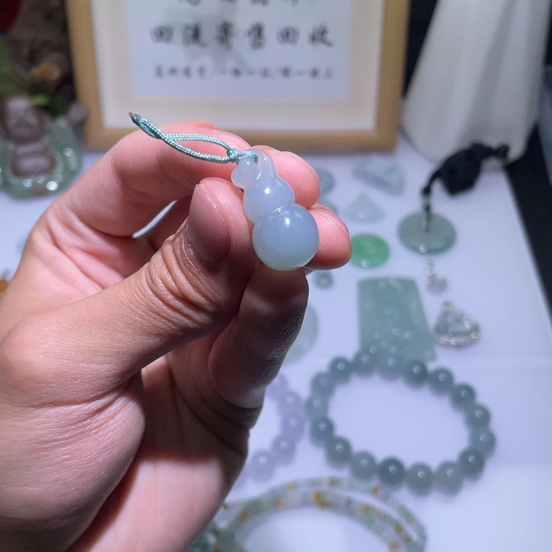 翡翠未镶嵌颈饰吊坠9