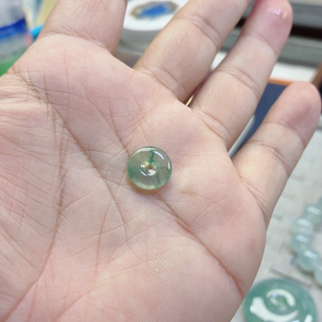 未镶嵌定制翡翠艾*特扣子