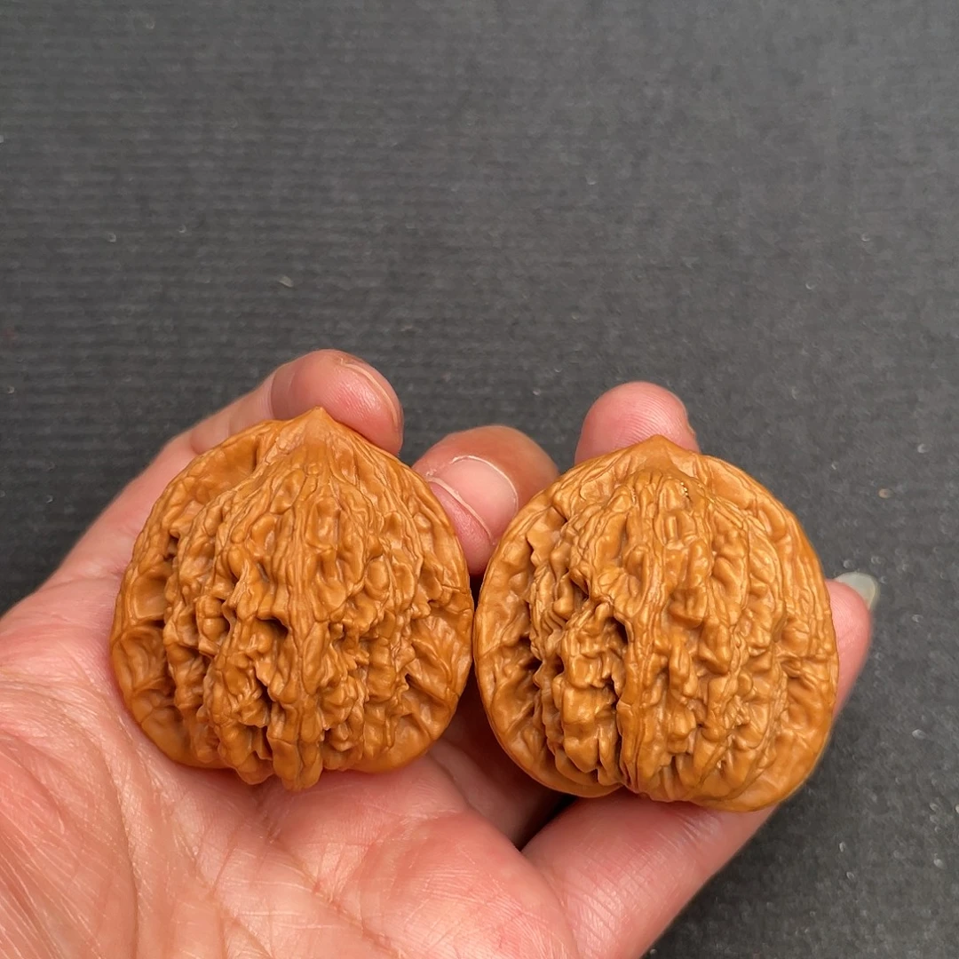 桃核把件40×38全品狼牙麦穗虎头XM3202