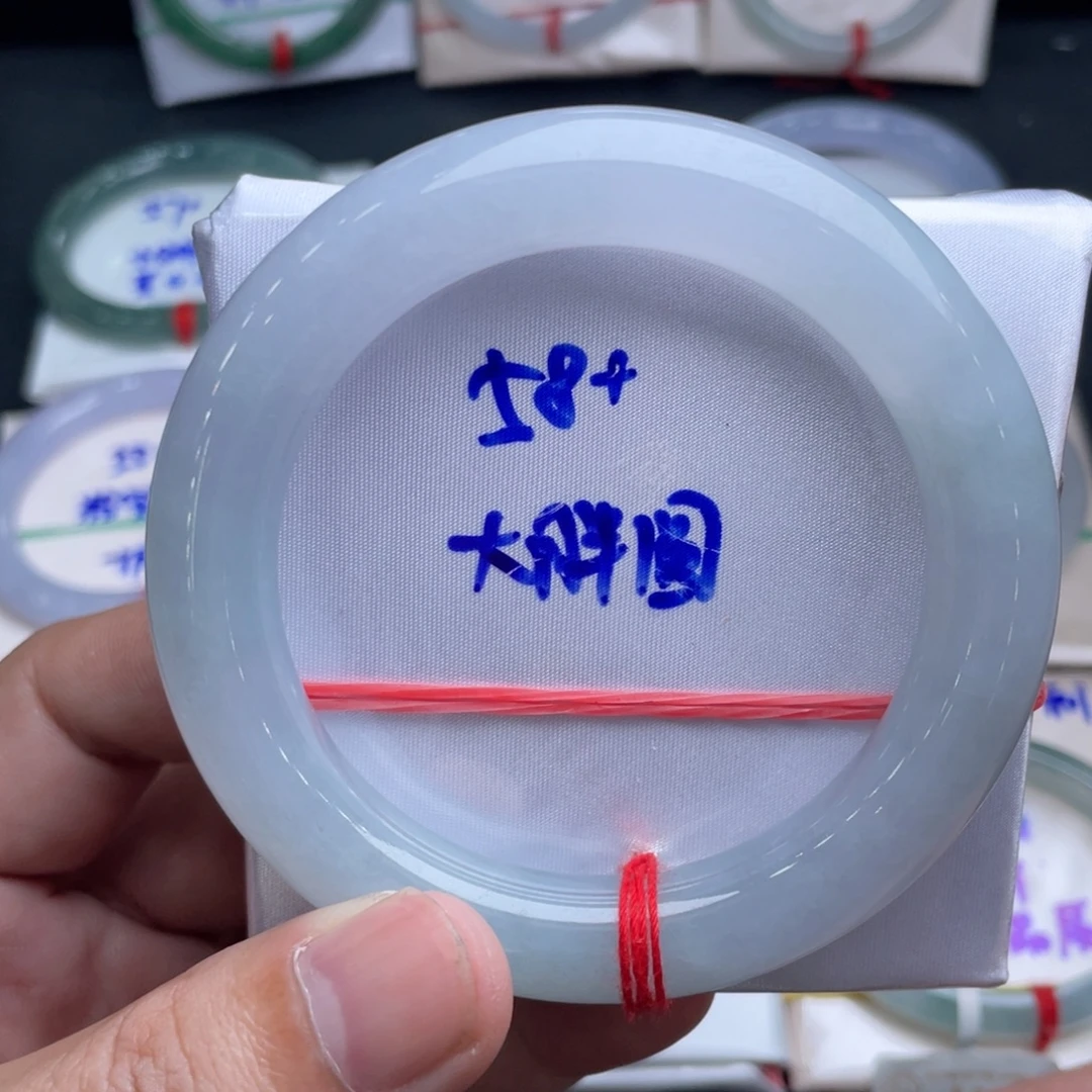 翡翠未镶嵌手镯翡翠手镯