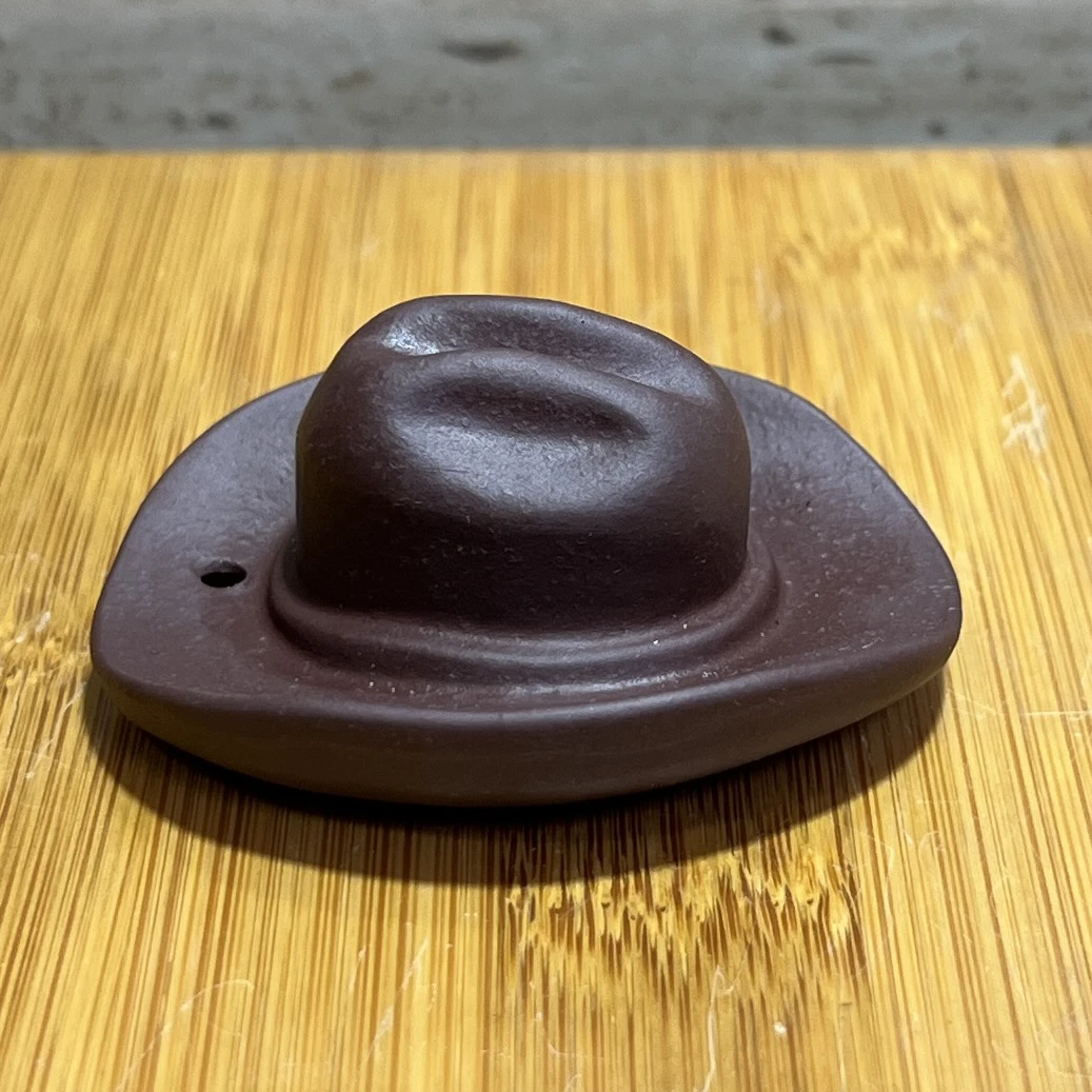 原矿紫砂紫泥手作茶宠摆件盖置牛仔帽创意茶周边福利款