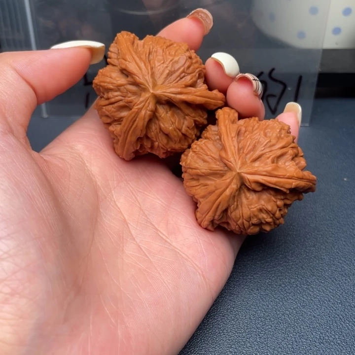 *****吊坠文玩核桃白狮子