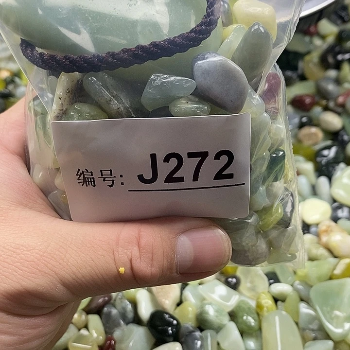 岫玉鱼缸石未镶嵌