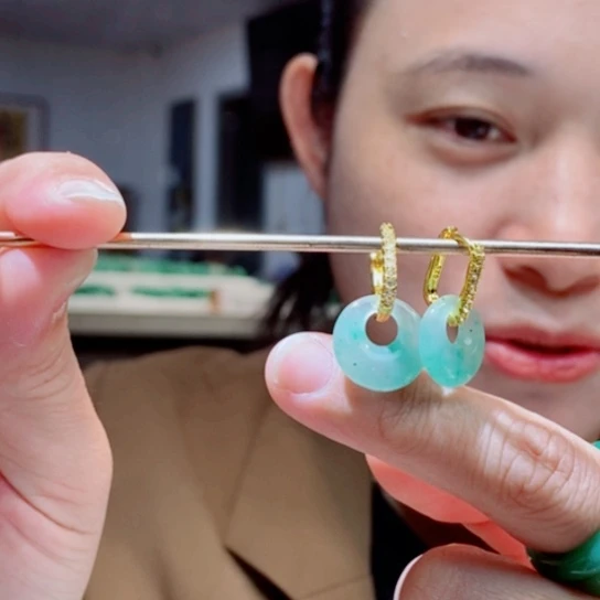 石英质玉（非洲翠）足银镀金镶嵌手链