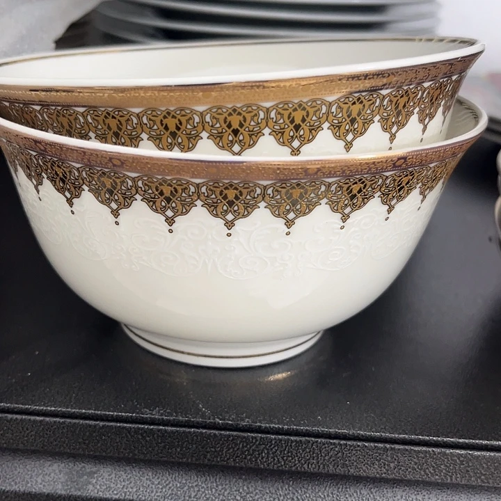 心****新骨瓷2个5.5寸碗微瑕尾货完美主义者慎拍