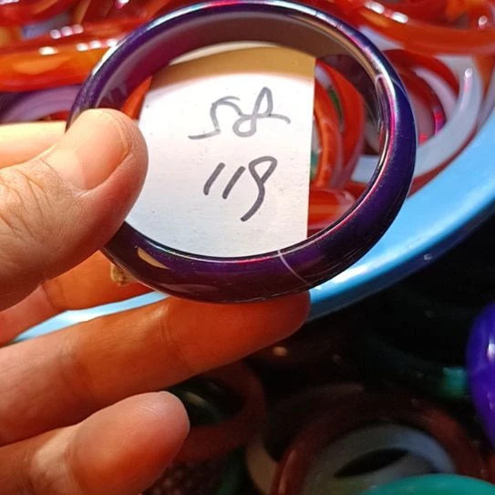 玛瑙/玉髓手镯未镶嵌