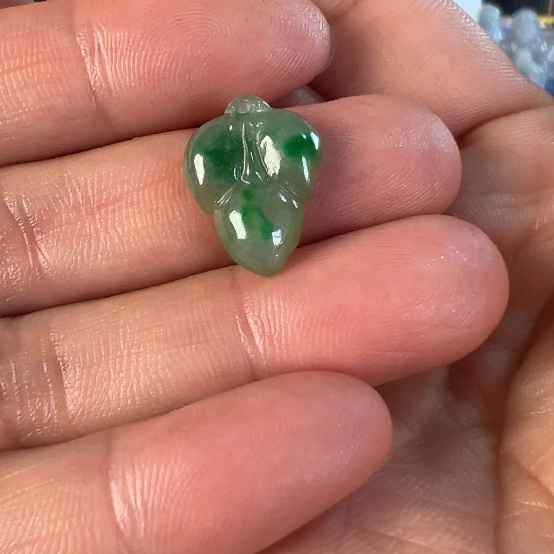 翡翠未镶嵌项圈天然翡翠小件