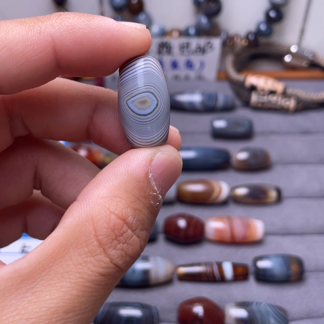 D***卓玛瑙/玉髓合金颈饰