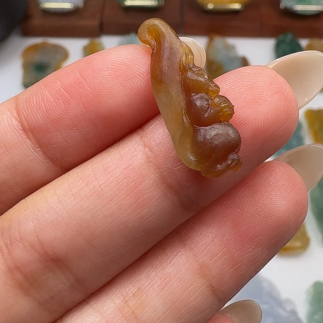 定制翡翠未镶嵌毛货