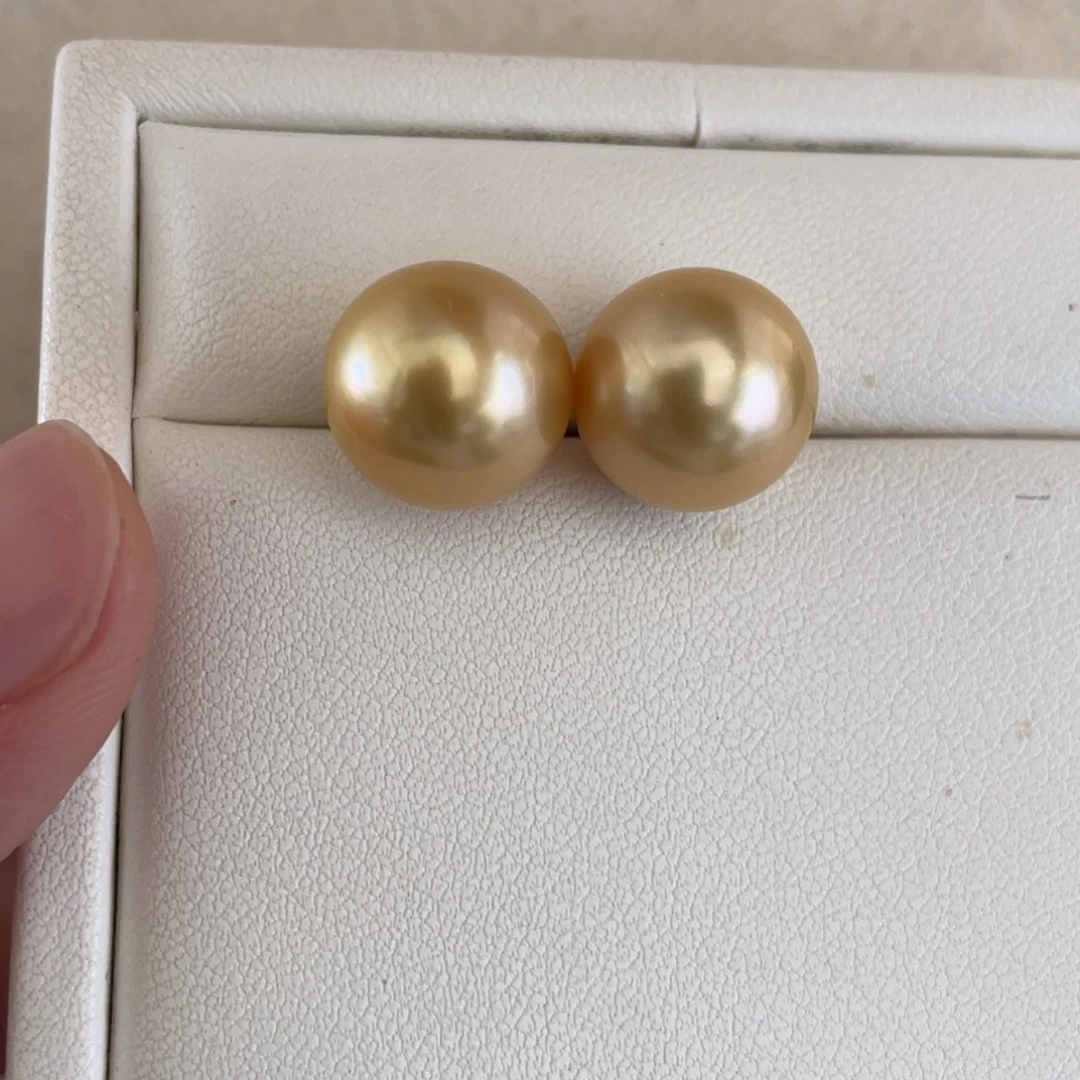 18K金镶嵌颈饰海水珍珠11-12mm