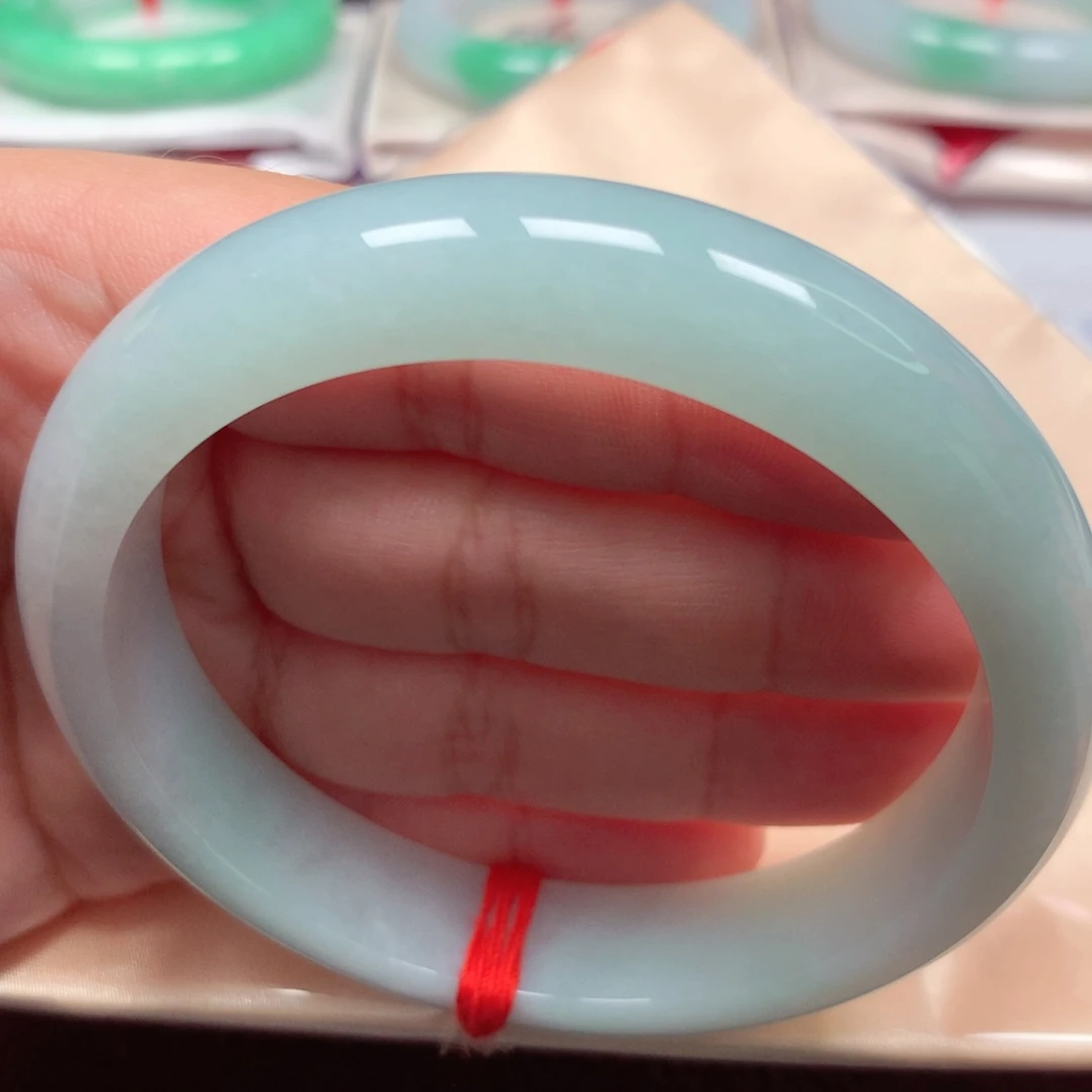 未镶嵌手镯翡翠13天空蓝63圈