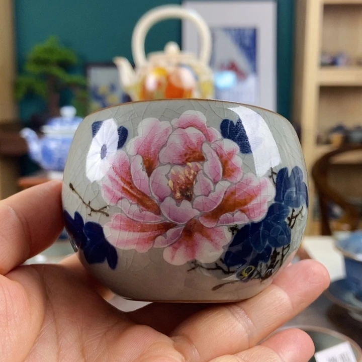 瓷片手工制作工艺精湛等特点为