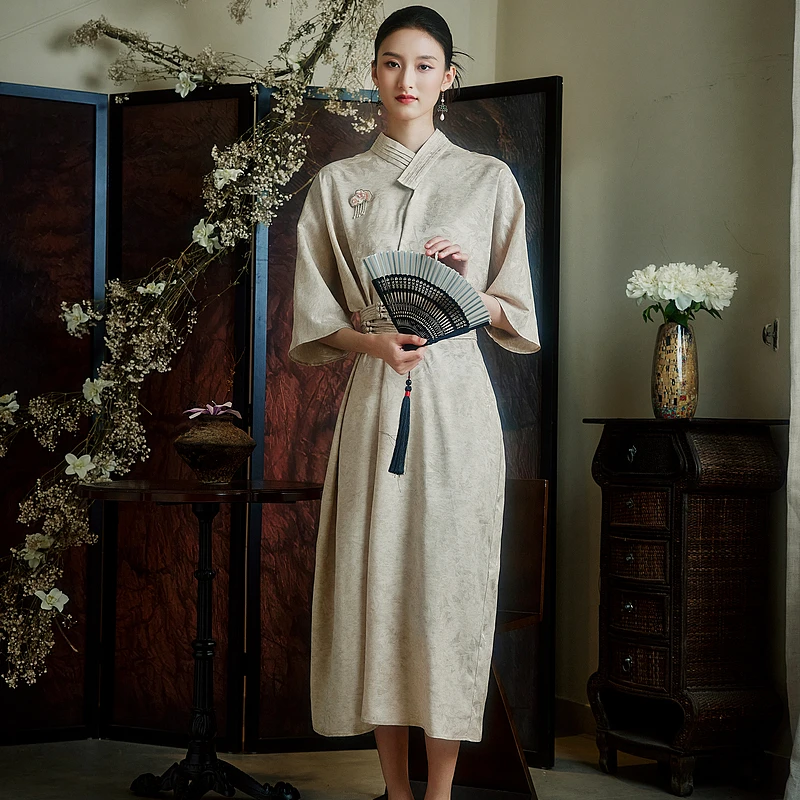 陌遇丨璆琳丨新中式素色提花缎腰封长裙新中式修身连衣裙M256517