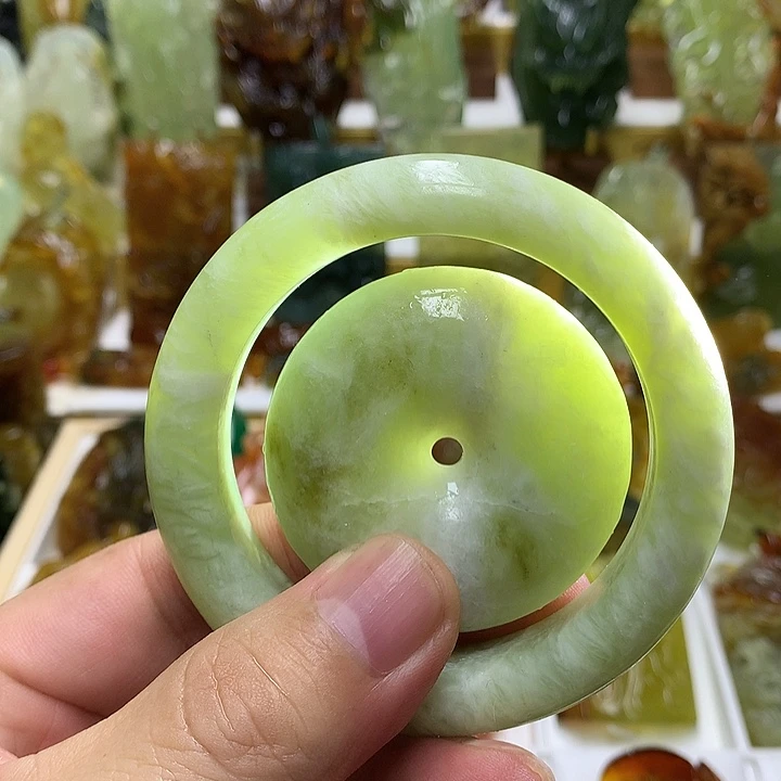 蛇纹石玉未镶嵌珠宝半成品