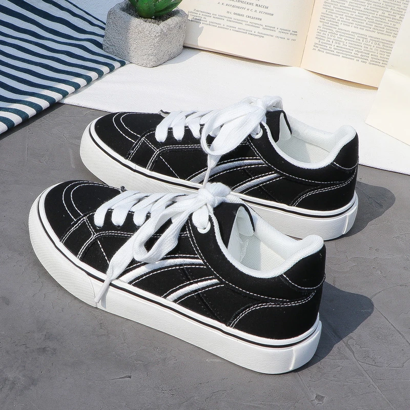 2025春夏季新款平底帆布鞋女透气百搭休闲学生板鞋ins潮德训鞋子