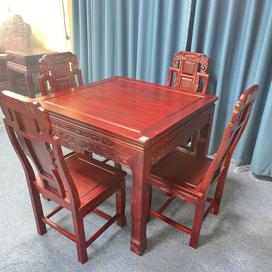 南美酸枝木八仙桌；家用古典雕花四方桌餐桌
