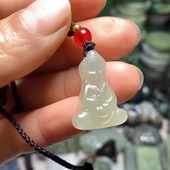 未镶嵌和田玉（糖玉）珠宝半成品