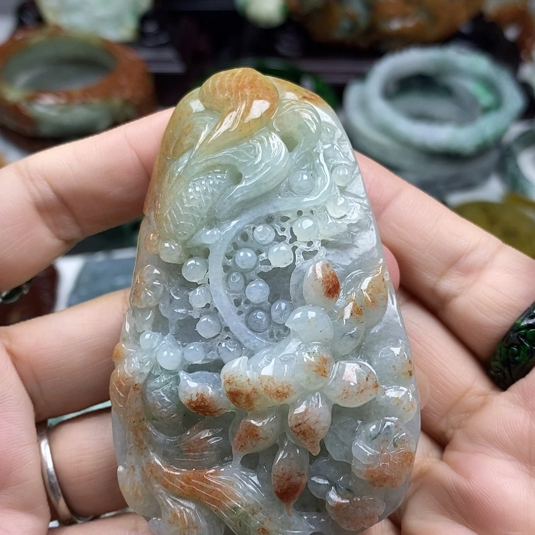 颈饰未镶嵌翡翠奶****喜牌子