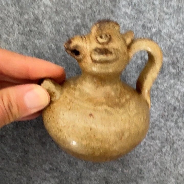 瓶越窑鸡首壶，老窑旧藏瓷