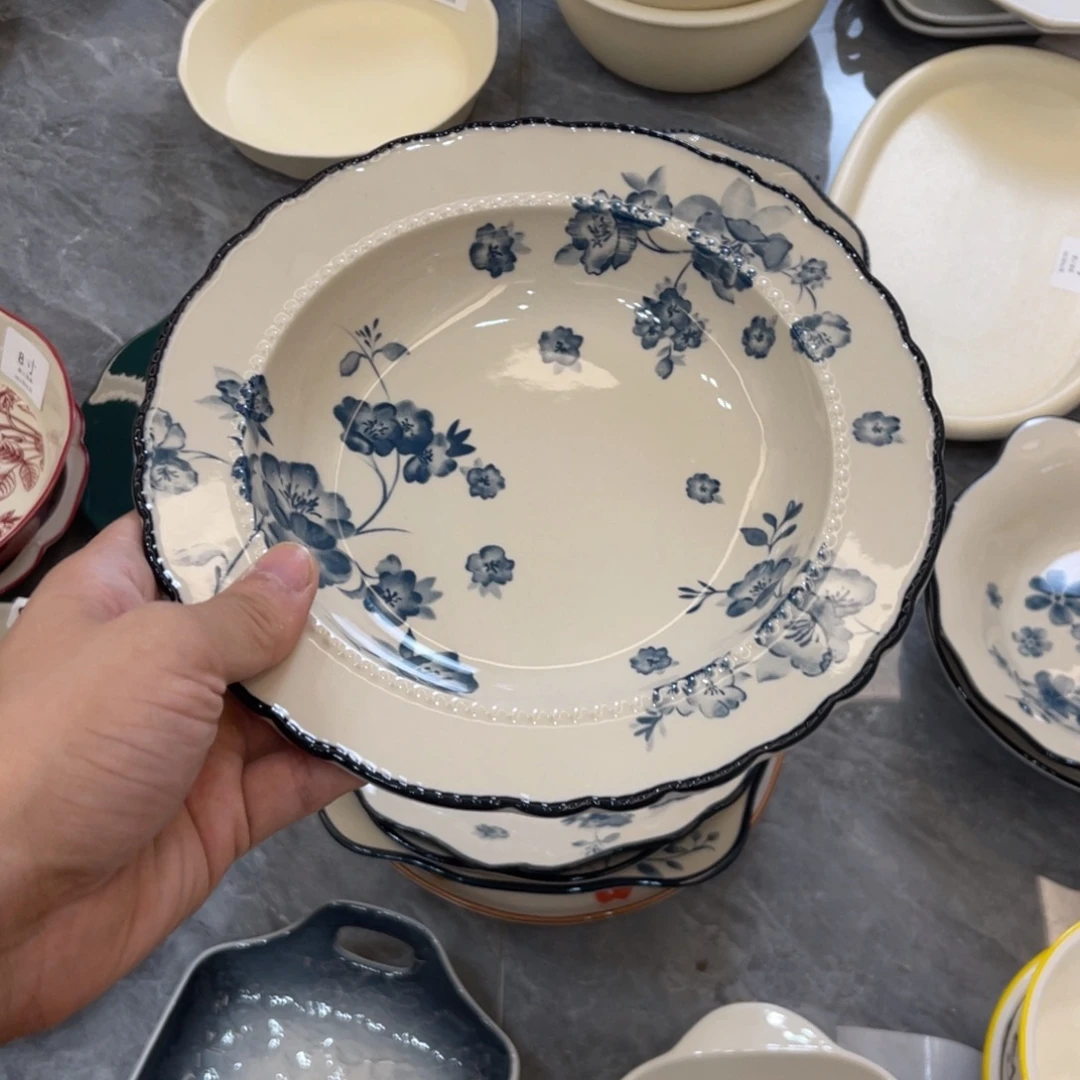 陶瓷微瑕餐具介意勿拍，满18飞！
