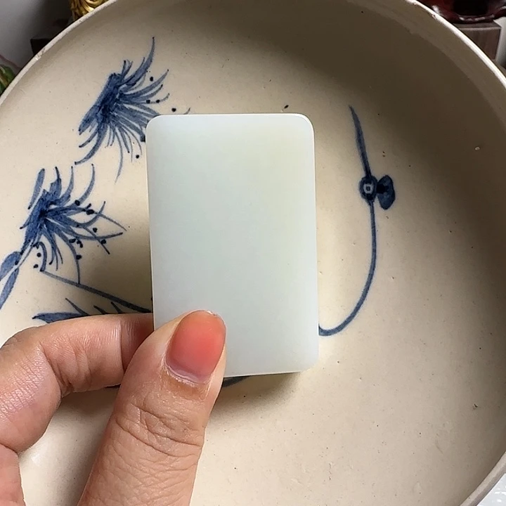 爱***莲瓷片新号开播挂件一个