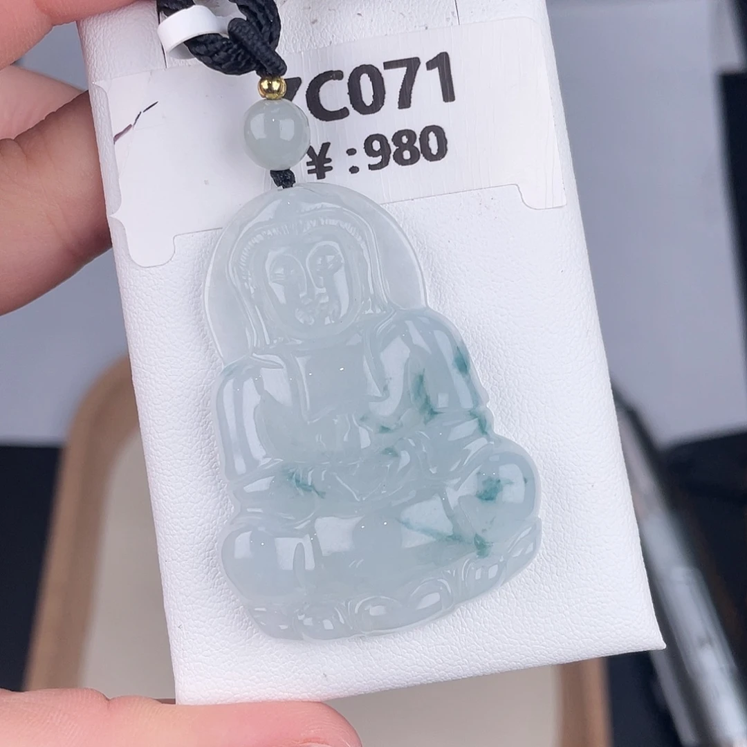 翡翠未镶嵌颈饰zc071