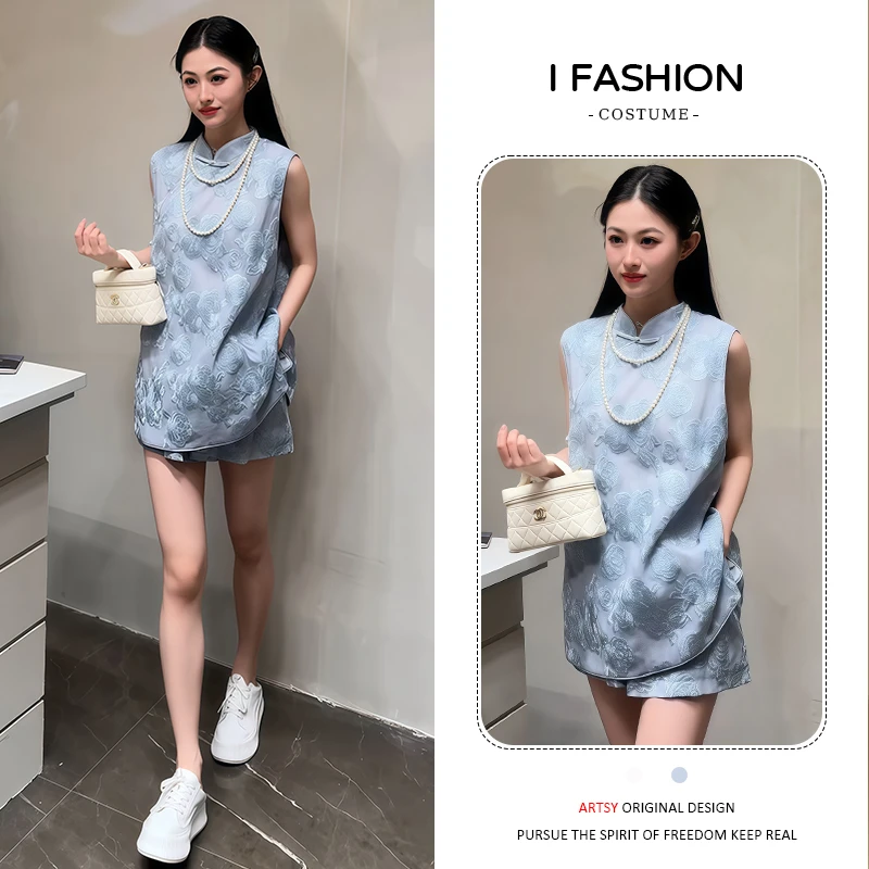 2026年夏季新款时尚套装女高级感提花刺绣盘扣无袖上衣短裤两件套