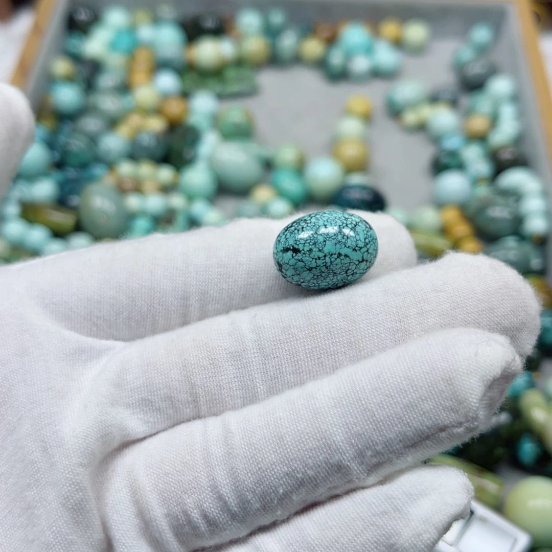 绿松石未镶嵌挂件