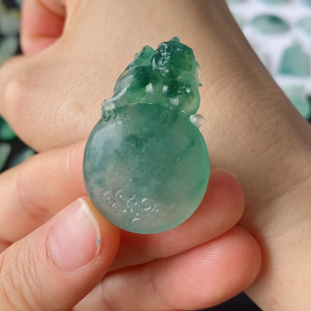 定制翡翠未镶嵌财财源滚滚