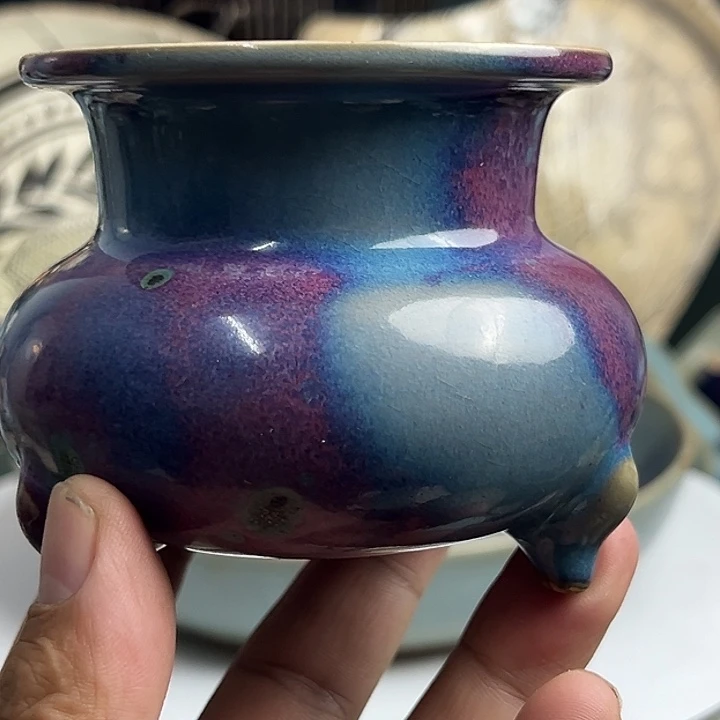 维***c瓷片钧密挂紫斑香炉