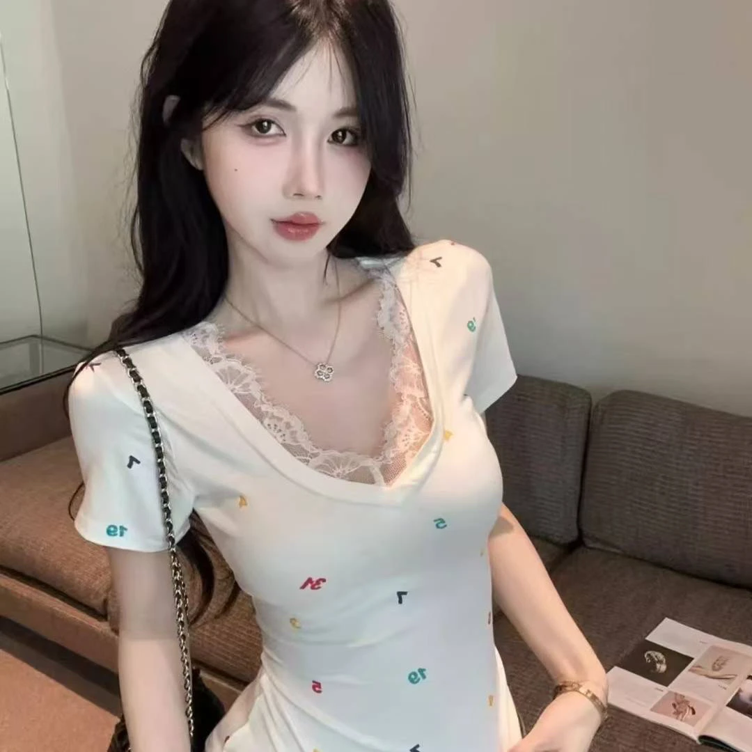 显瘦精选气质女装