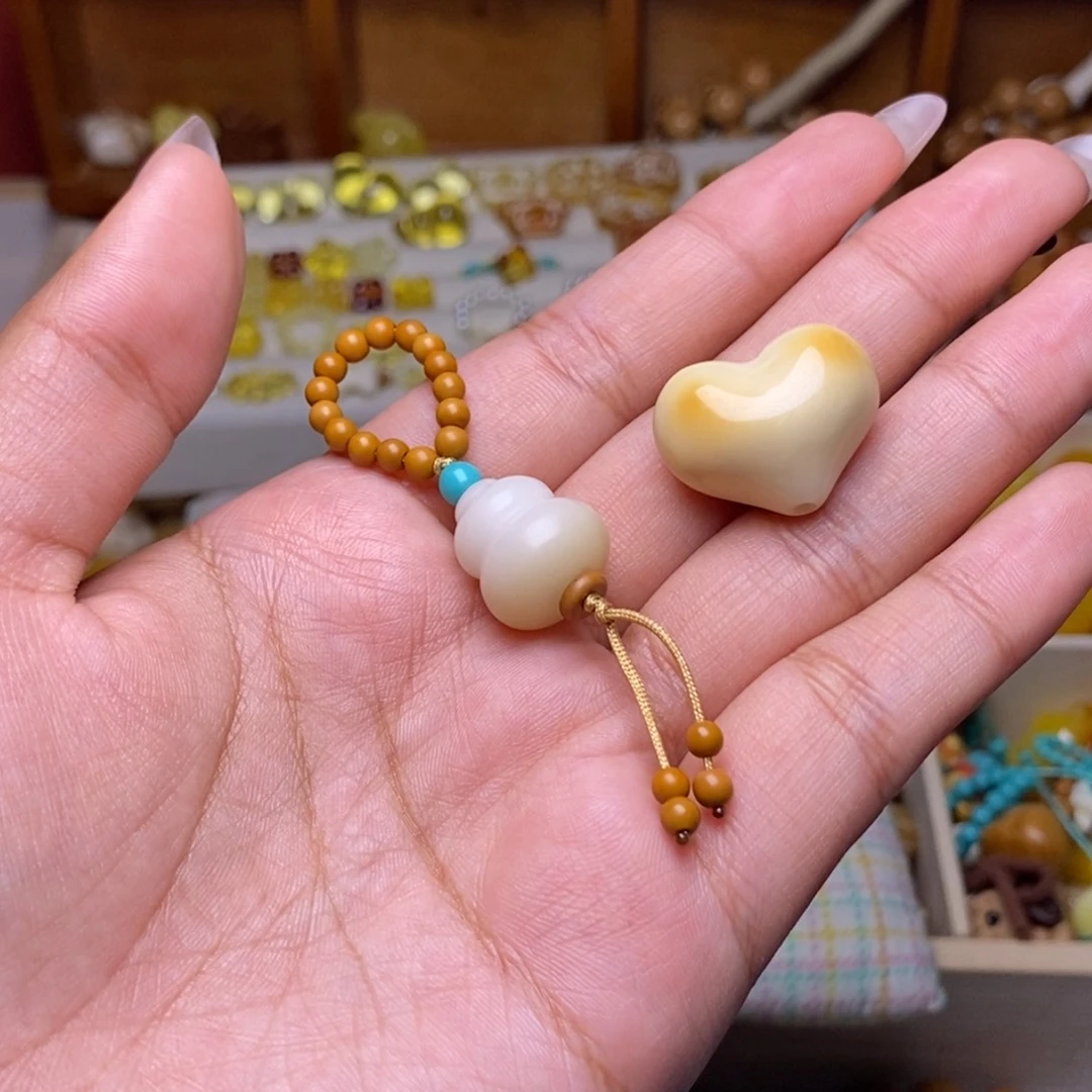 এ***࿐吊坠猴头核桃牙果心 橄榄核葫芦滴流