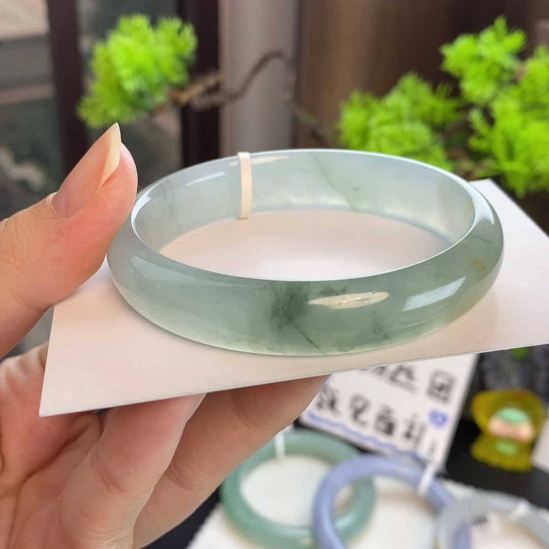 翡翠未镶嵌手镯冰绿贵妃55.3