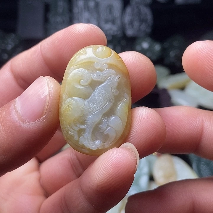 颈饰未镶嵌和田玉