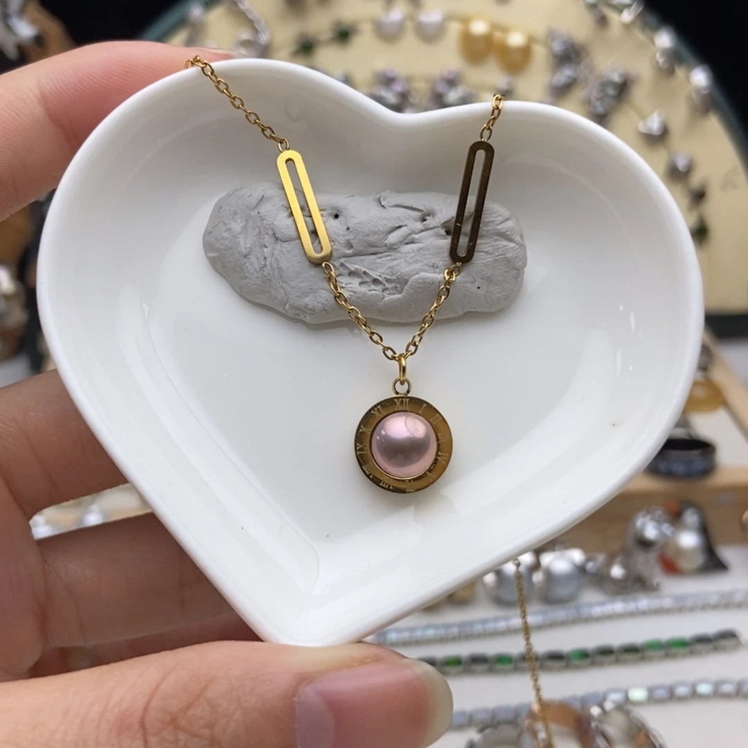 钛钢淡水珍珠画框炫彩淡水珍珠珠碎双面吊坠