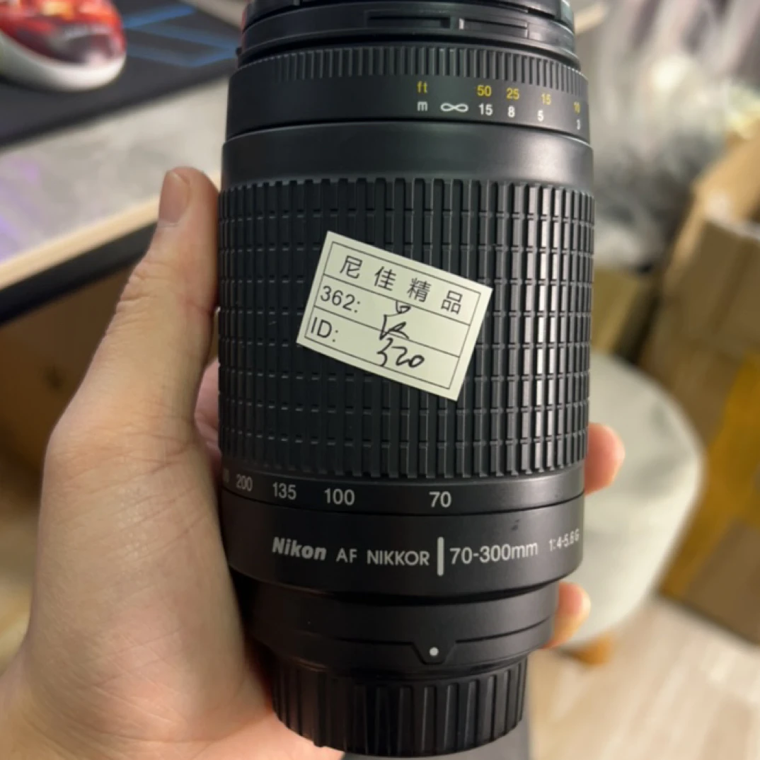 9新 Nikon/尼康 Canon/佳能 - 卡口 二手单反相机/镜头（无配件）