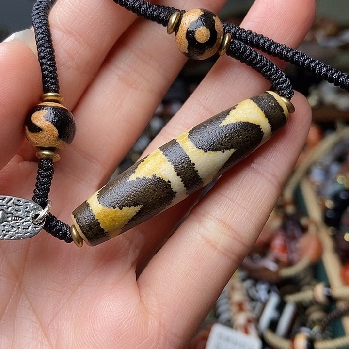 玛瑙/玉髓足铂镶嵌手链