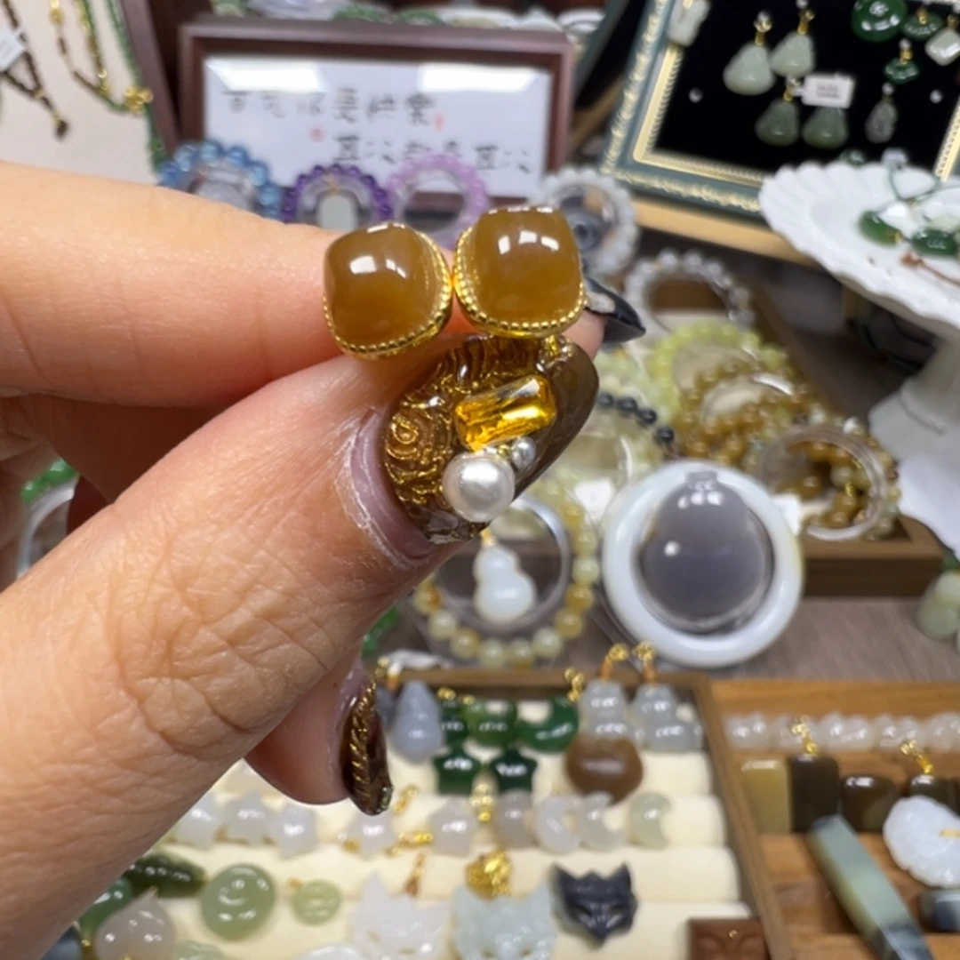 和田玉银S925镶嵌耳饰