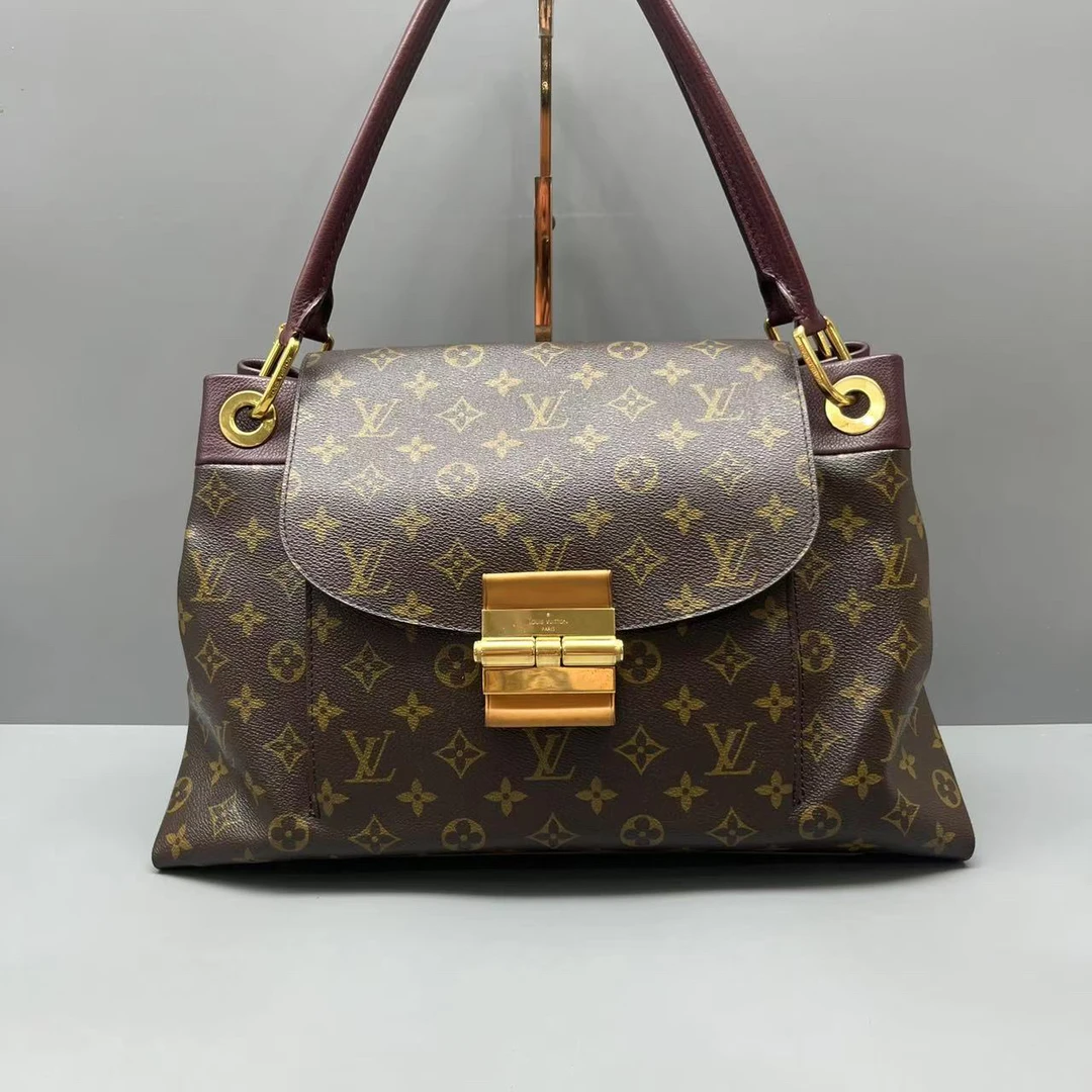 95新 LouisVuitton/路易威登 老花olympe单肩包尺寸39*24 SV16190