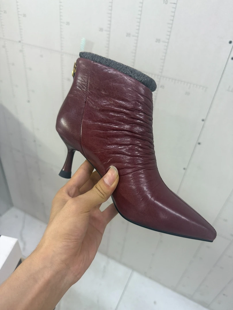细跟羊皮新款短靴9237酒红