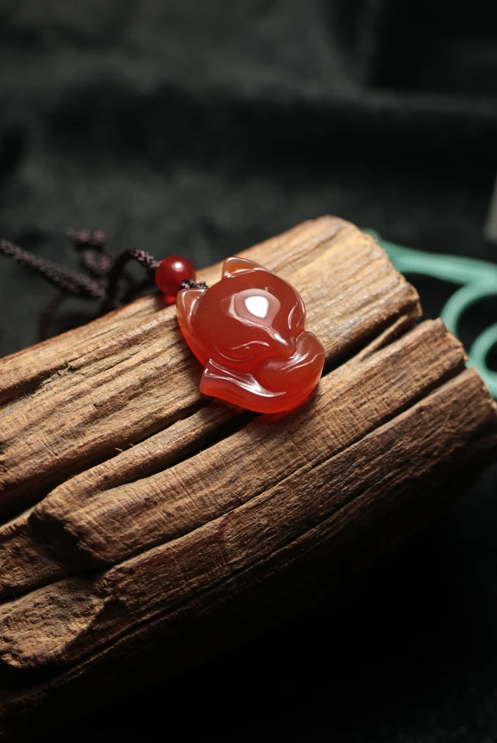 盛恩缘珠宝店-新人福利-玛瑙红狐狸ys224