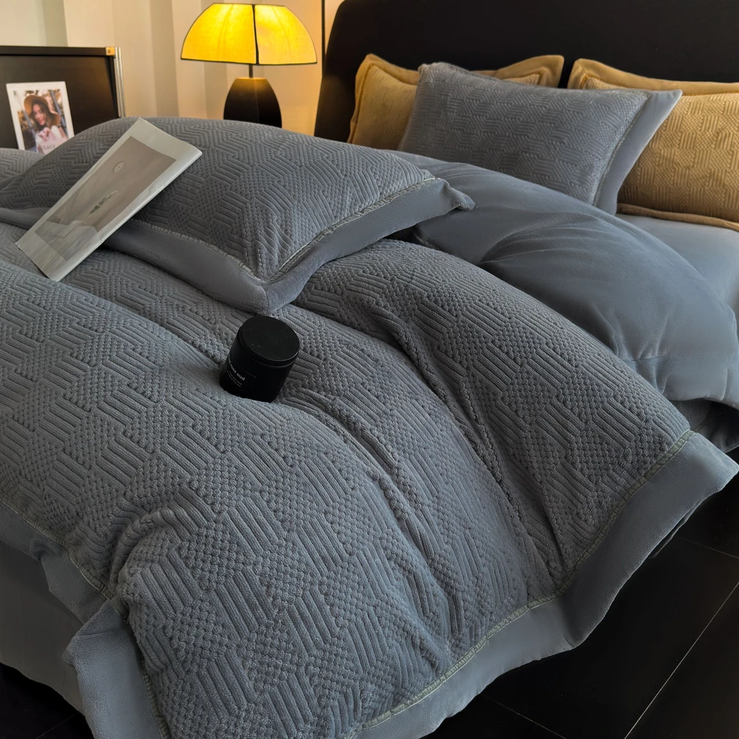 高端时尚轻奢牛奶绒四件套加厚纯色亲肤柔软