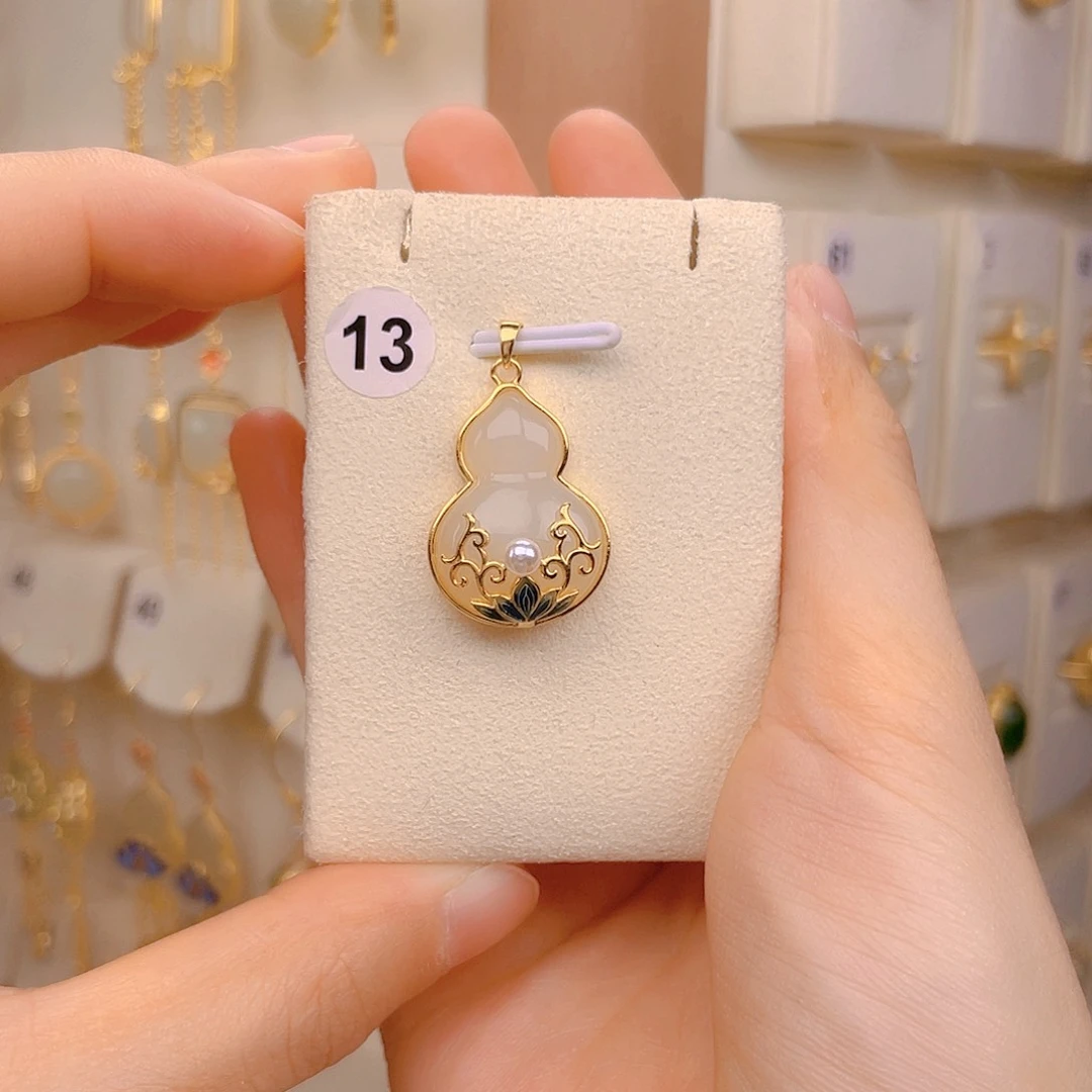 和田玉颈饰银S925镀金镶嵌