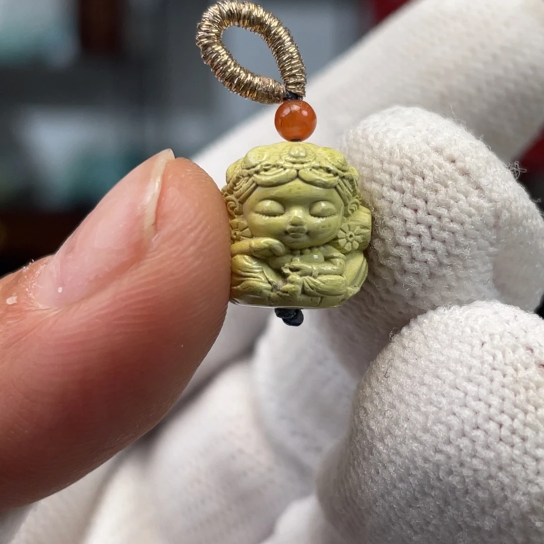 绿松石未镶嵌挂件