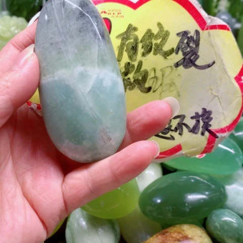 蛇纹石玉未镶嵌手把件