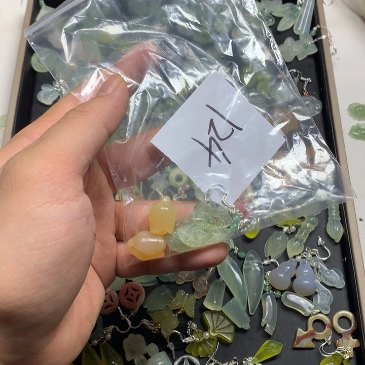 喵***～蛇纹石玉合金耳钉